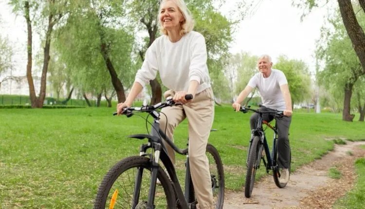 This Simple Exercise Is the Equivalent of 10,000 Steps, and It Takes Just 30 Minutes