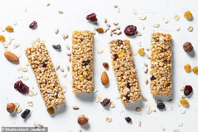 Γιατρός του Χάρβαρντ Αποκαλύπτει: 8 «Υγιεινές» Τροφές που Καταστρέφουν το Έντερό σας.