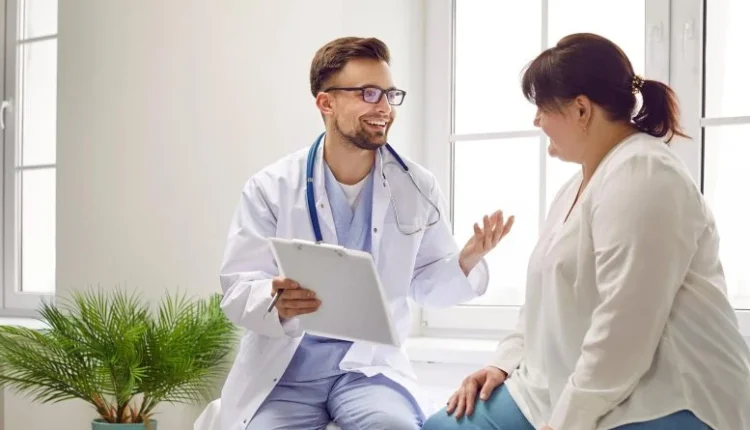 Ξέχνα τη Ζυγαριά: Γιατί η Απώλεια Βάρους Μπορεί να σε Βλάπτει