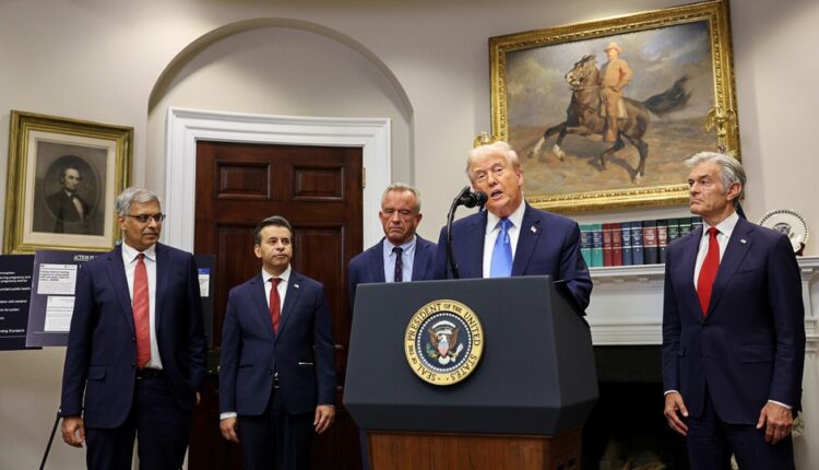 Trump Tells Pregnant Women to ‘Fight Like Hell’ Not to Take Tylenol