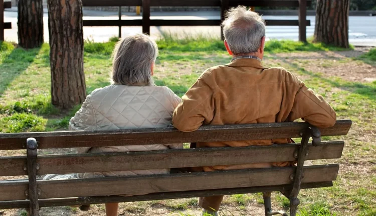 Γιατί οι γυναίκες ζουν περισσότερο από τους άνδρες; Μια εξελικτική προσέγγιση