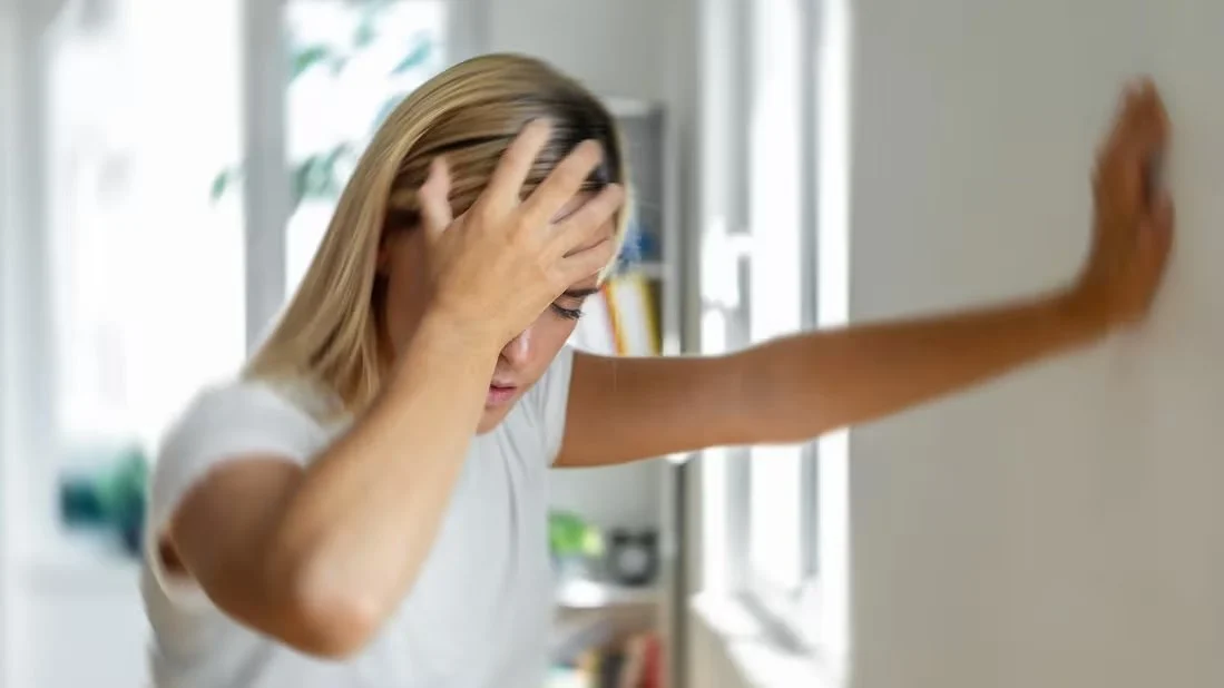 Ιλιγγος και κρύσταλλα στο αυτί: Τι είναι και πώς αντιμετωπίζονται