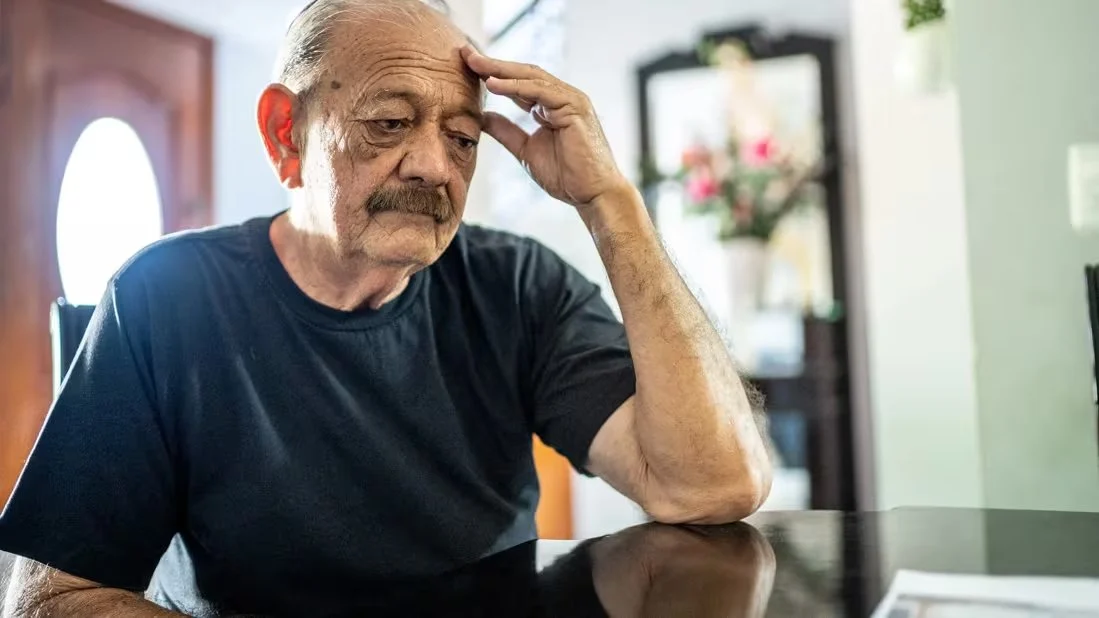 Ανησυχία στη νόσο Αλτσχάιμερ: Αίτια και τρόποι αντιμετώπισης